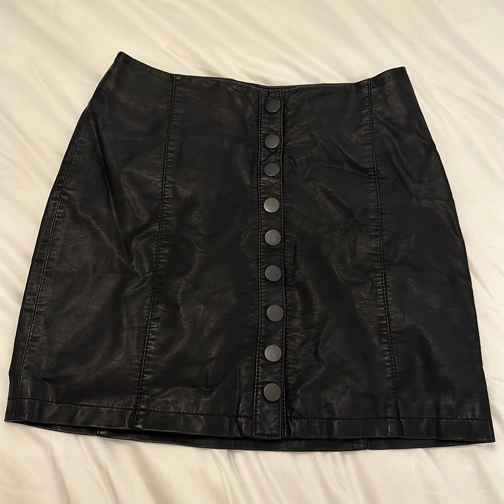 Button Leather Skirt